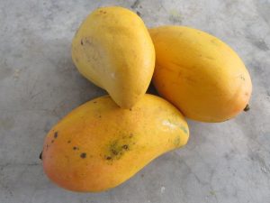 Think twice before pairing these foods with mangoes